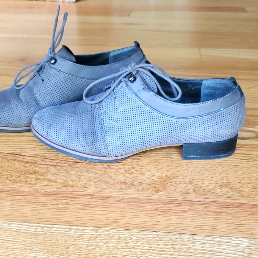 Franko Sarto Grey Oxford Shoes